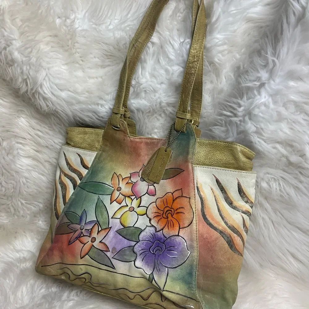 Great American Leather work Hand-Painted Floral shoulder Bag in Multicolor